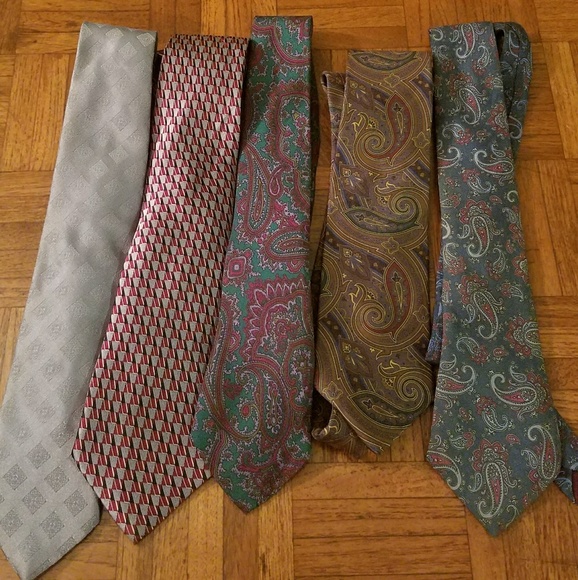 Bundle of 5 Men's Ties check mark ✅ SOLD ✔️ - Picture 6 of 6